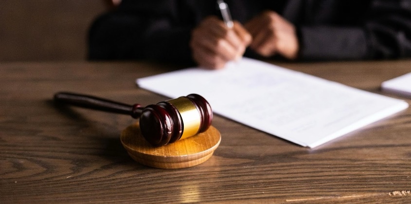 Fallo Judicial Podría Influenciar la Decisión de la DEA sobre la Recategorización de la Psilocibina