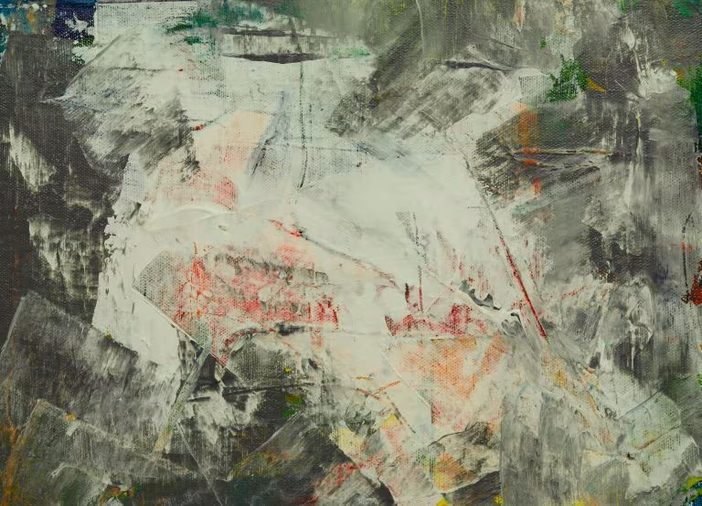 Pintura abstracta en tonos verdes y rojos, imagen del debate sobre psicodélicos y psicosis