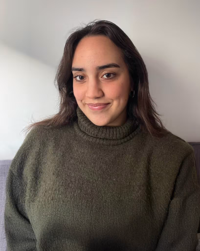 Retrato de Rafaela Cuenca, estudiante de Psicología y voluntaria de Fundación Inawe
