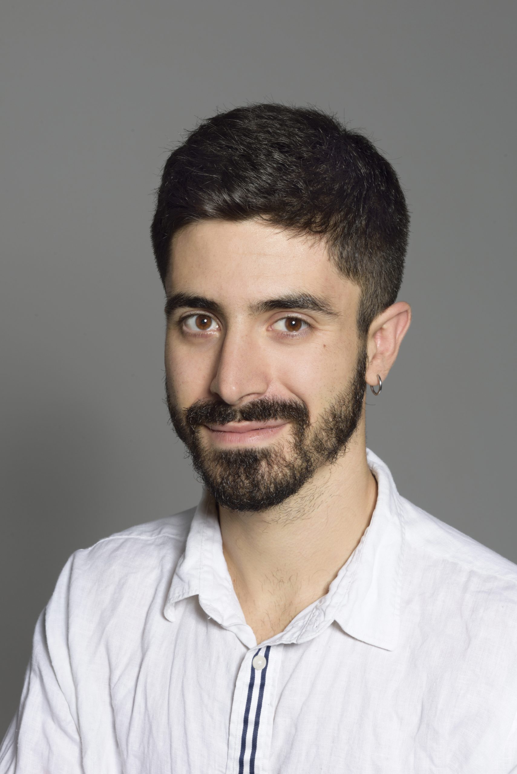 MD. Óscar Soto